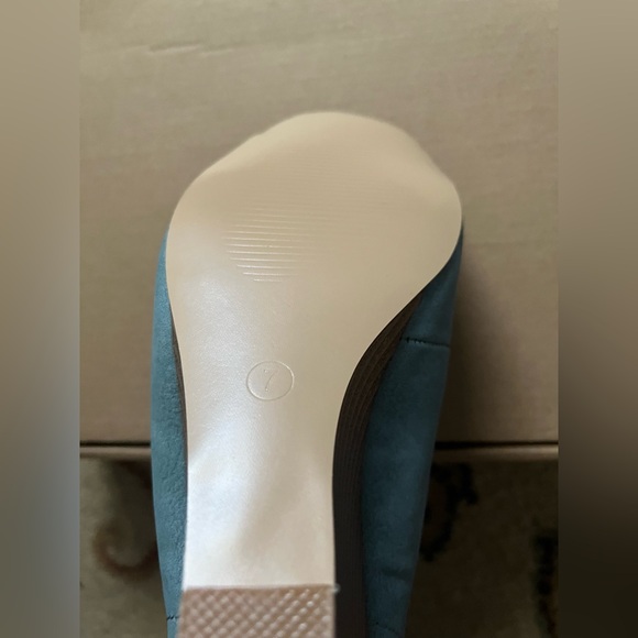 Journee Collection Camia Blue Wedges Size 7 New In Box - Picture 13 of 16
